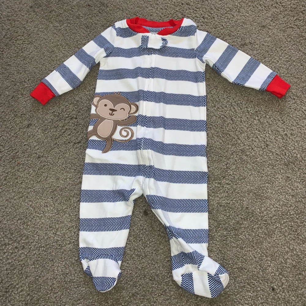 New baby pajamas